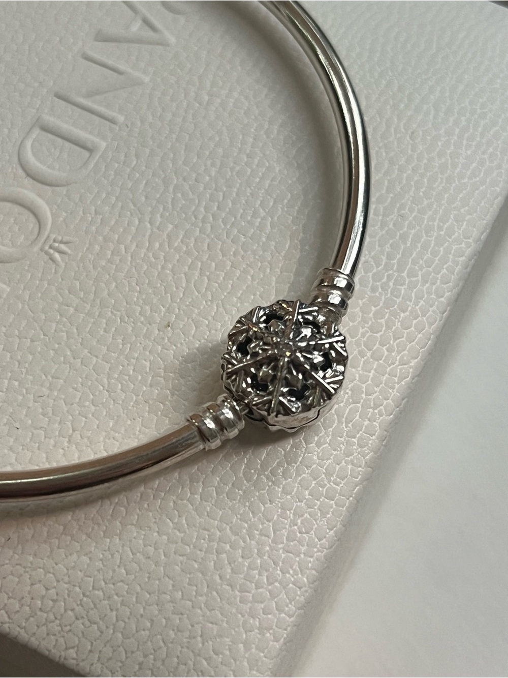 Pandora Snowflake Bangle - Picture 2 of 4